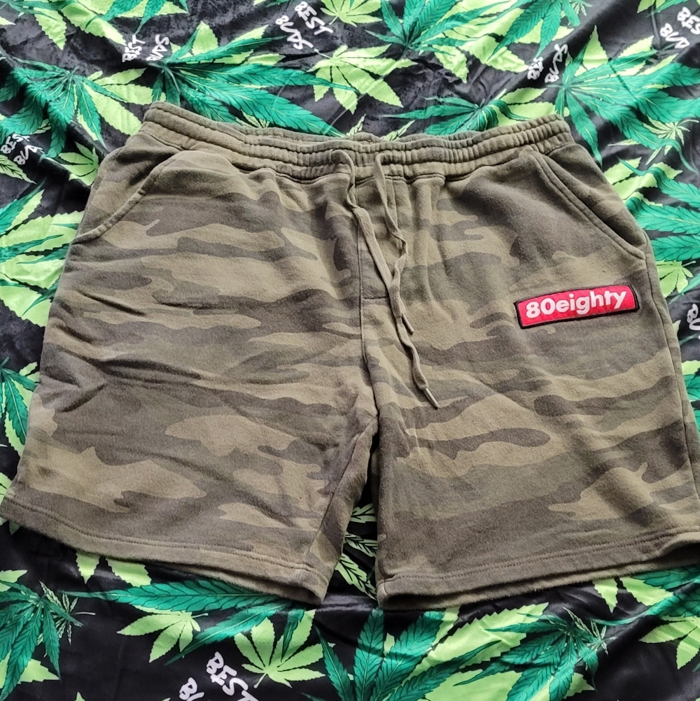80eighty Mens Camouflage Shorts